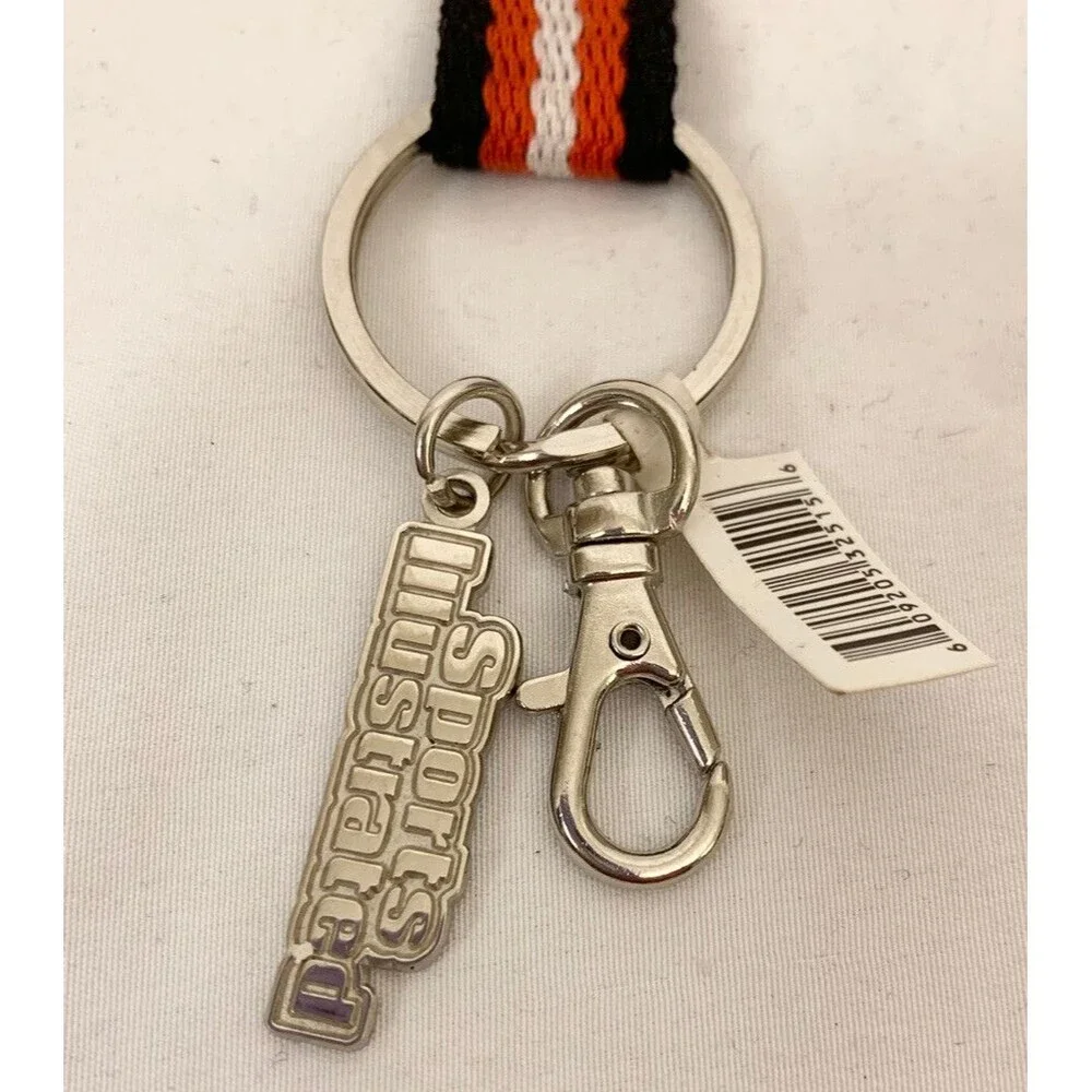 NWT Sports Illustrated Keychain Red Black White Silver Metal Magazine HAR03